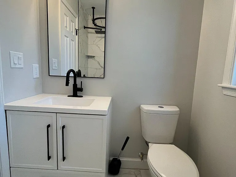 327 Whittier St NW #A — Photo 46