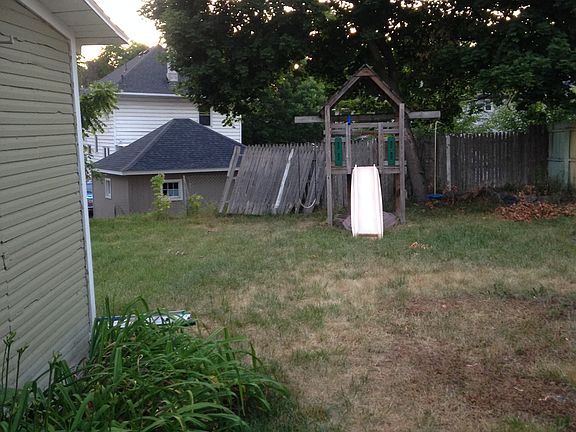 5th image of 1022 Greenwood Ave