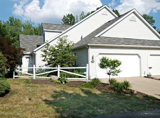 731 Hunters Trl, Akron, OH 44313