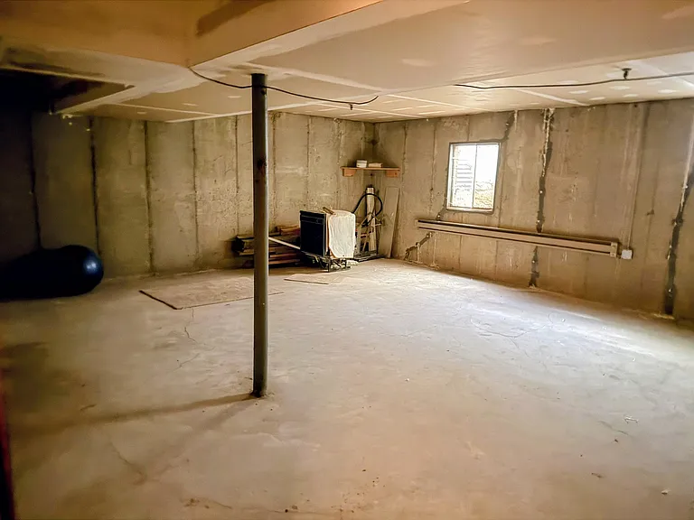 5S470 Scots Dr #D — Photo 13