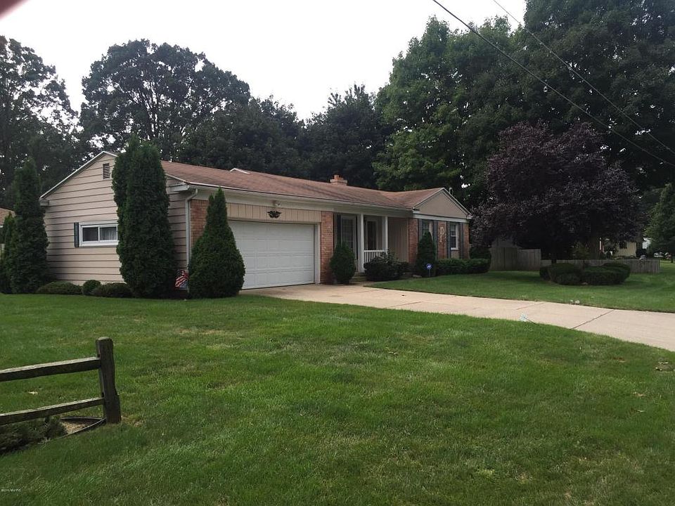 1st image of 670 70th St SE