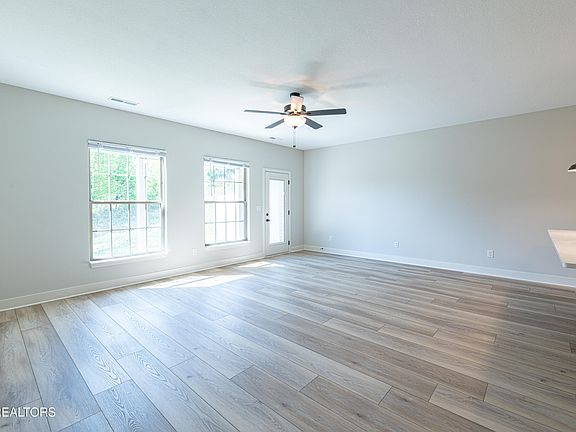 3rd image of 8968 Keenberg Ln