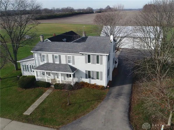 5585 Weaver Rd, Germantown, OH 45327