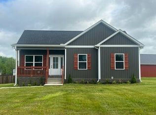 1020 Oliver St, Scottsville, KY 42164