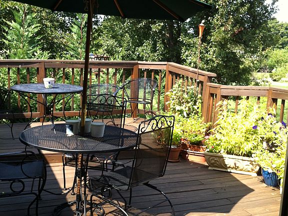 Deck off Family Room