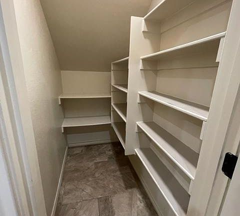 4th image of 3209 White Horse Dr