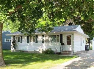 1616 Heath St, Waterloo, IA 50703