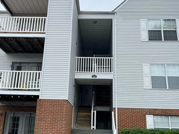 102 Picadilly Ln, Stafford, VA 22556