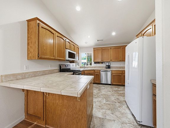 4th image of 20629 Mayfair Ct