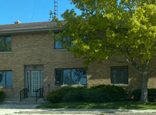 314 Center Ave APT 2, Sheboygan Fls, WI 53081