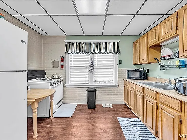 57 Columbus Ave — Photo 6