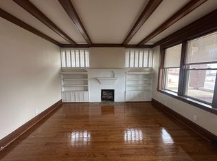 113 N Court St #3, Crown Pt, IN 46307