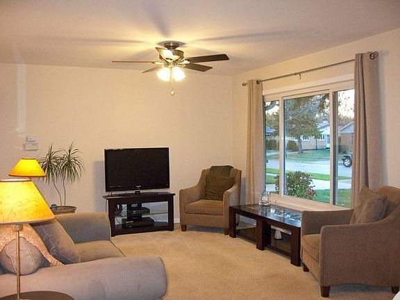 3rd image of 2305 Sherwood Ave