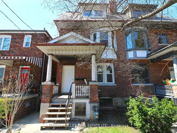 202 Major St, Toronto, ON M5S 2L3