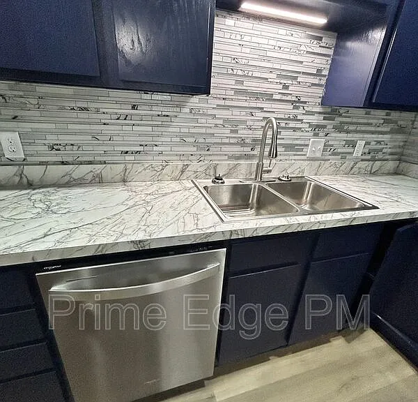 1701 Ridgehaven Ct #5 — Photo 9