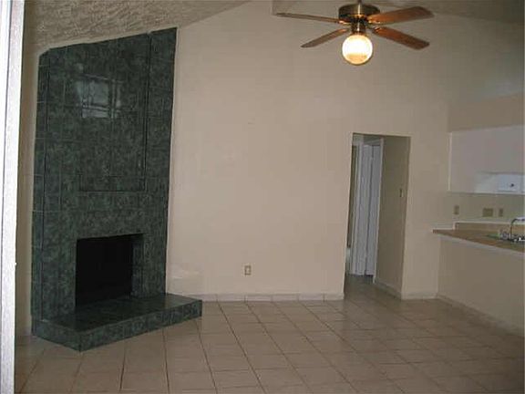 3rd image of 14730 Hamstead Park Dr