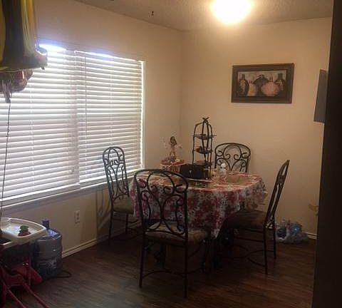 2nd image of 712 Laurelwood Dr APT B