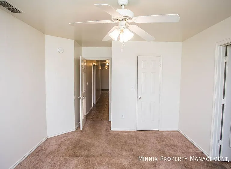 514 N Clinton Ave #B — Photo 17
