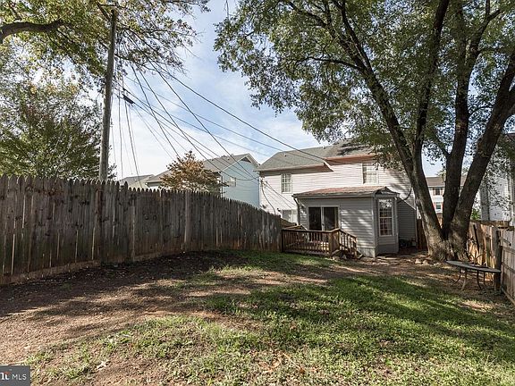 2nd image of 322 Cherrydale Ave