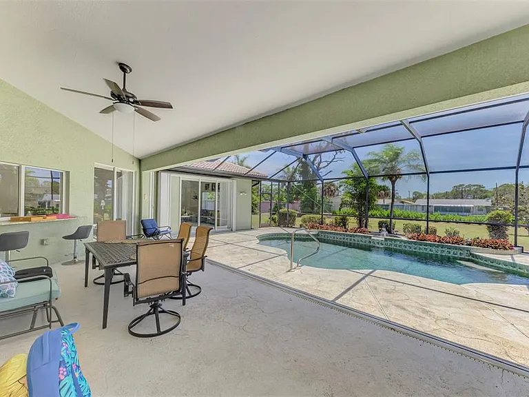 900 Park Place Dr — Photo 13