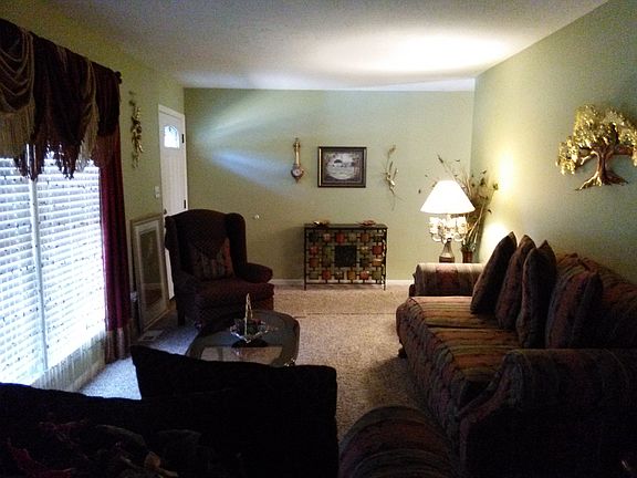 5th image of 3527 Beechwood St