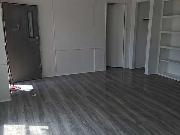 5th image of 1445 Surfside