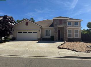 2000 Cinnamon Ridge Dr, Oakley, CA 94561