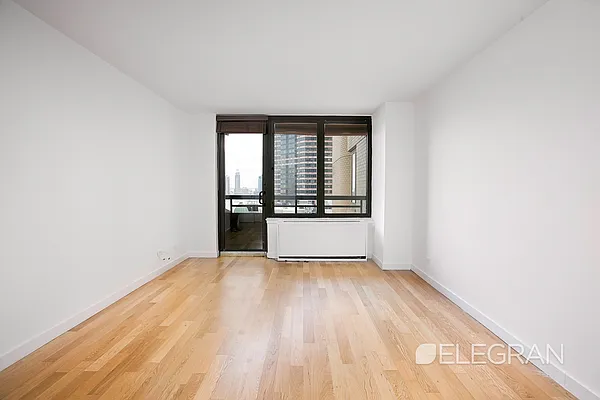 Rented by (Legacy) Elegran | media 36