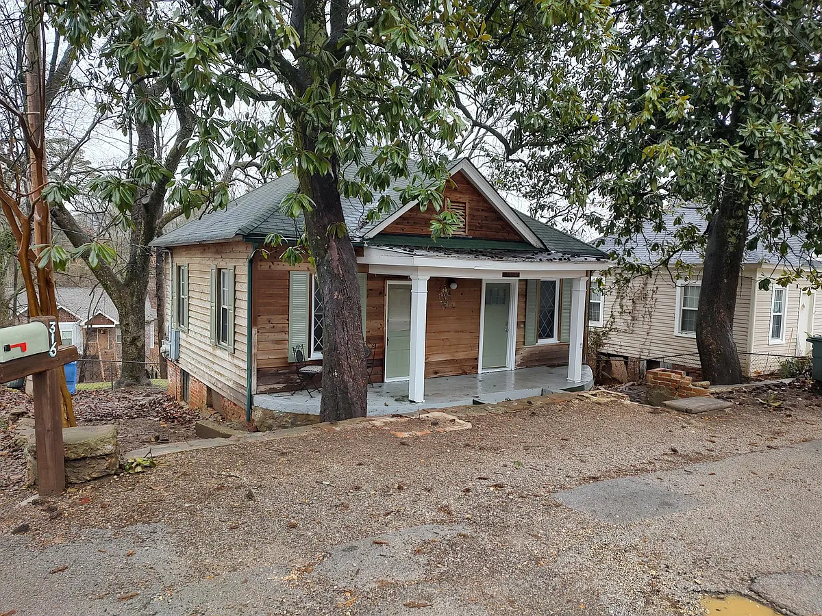 Building Photo - 316 Delmont St