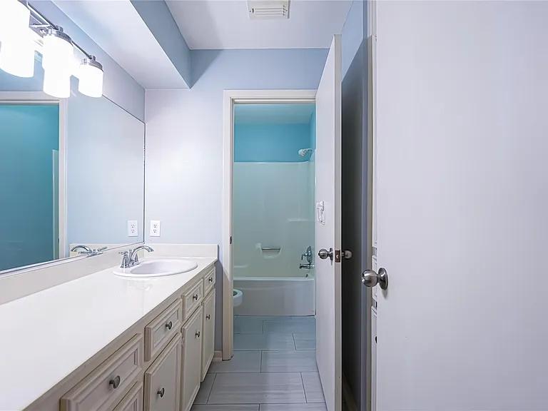2306 Wallingford Dr — Photo 26