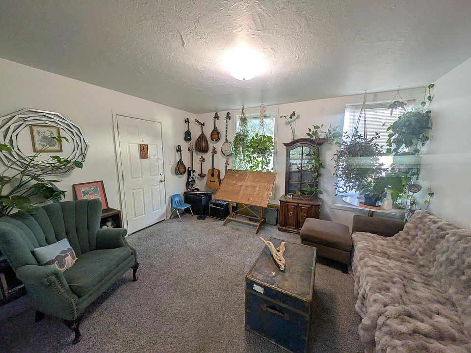1st image of 1315 Love St