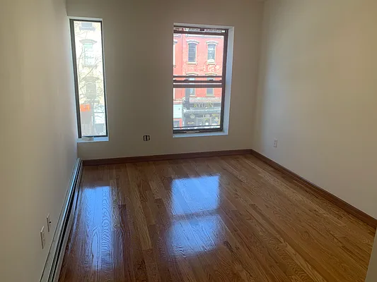 Rented by Remax Real Estate Professionals | media 9