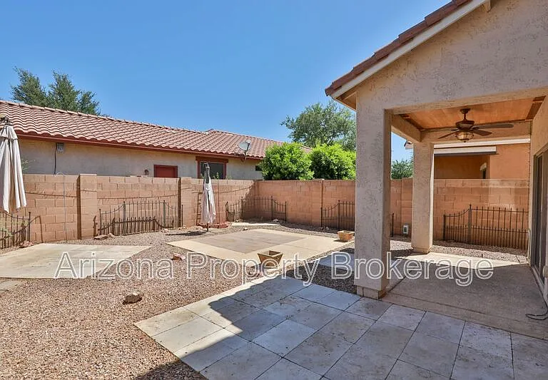 875 S Porter St — Photo 27
