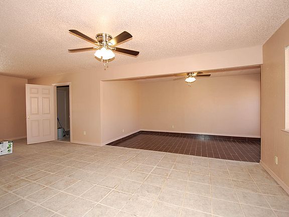 5th image of 11478 Ed Merrins Dr