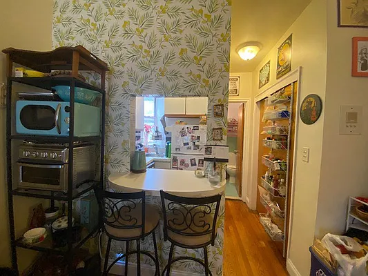 Rented by Gez Group LLC | media 35