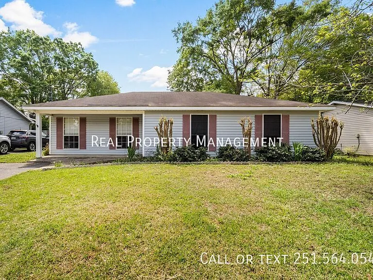 9631 Royal Woods Dr N — Photo 1