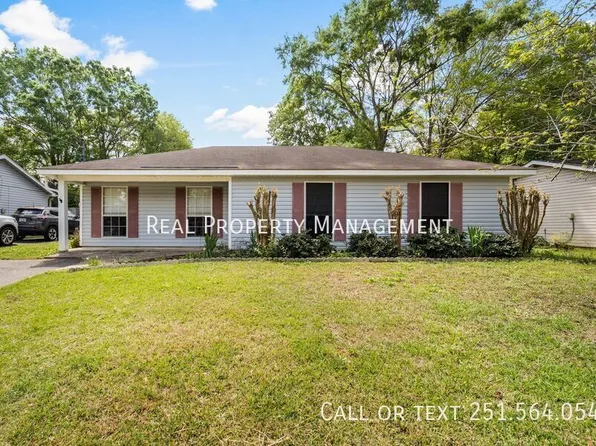 9631 Royal Woods Dr N, Mobile, AL 36608