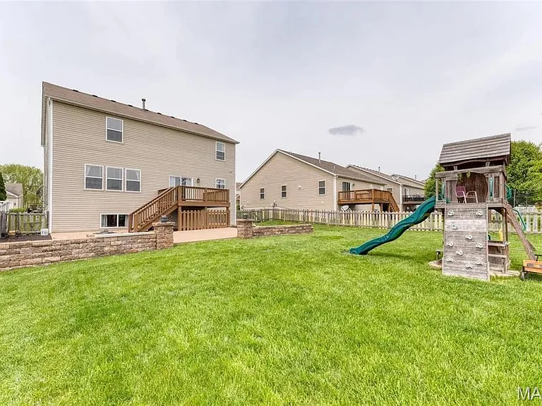 1824 English Oak Dr — Photo 24