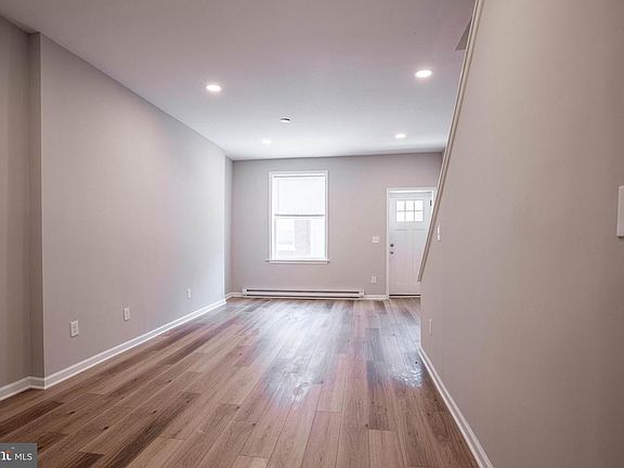 3rd image of 2756 N Bonsall St