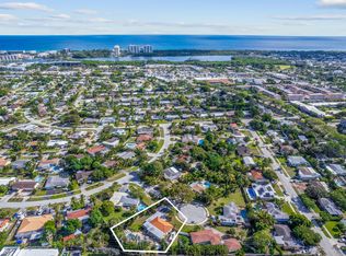 2145 NE 2nd Dr, Boca Raton, FL 33431