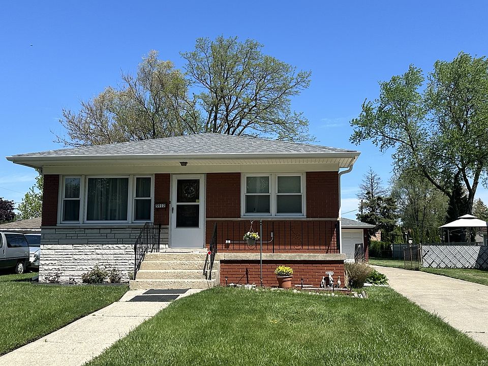 1st image of 5912 W 99th St