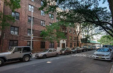 Rented by Emor Management Inc.