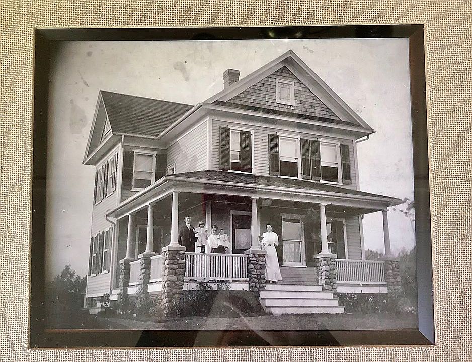 1st image of 47 Orchard St