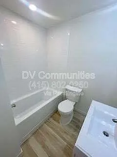 1246 Hughes St — Photo 14