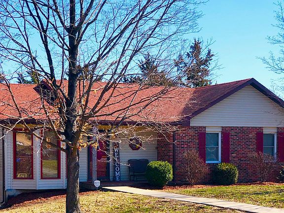 2nd image of 1829 Rolling Hills Dr