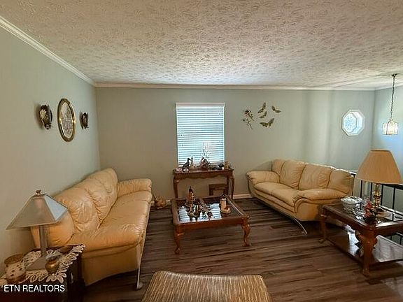 4th image of 1805 Brookmill Rd