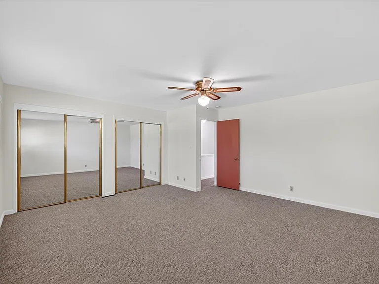 106 Smithridge Park — Photo 19