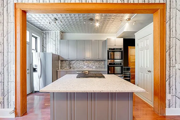 Rented by Vanguard Residential LLC | media 15