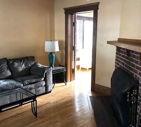 5th image of 544 Clarendon St