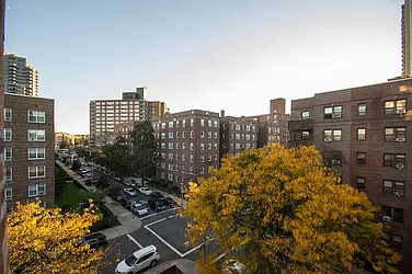 Rented by Rhona Realty